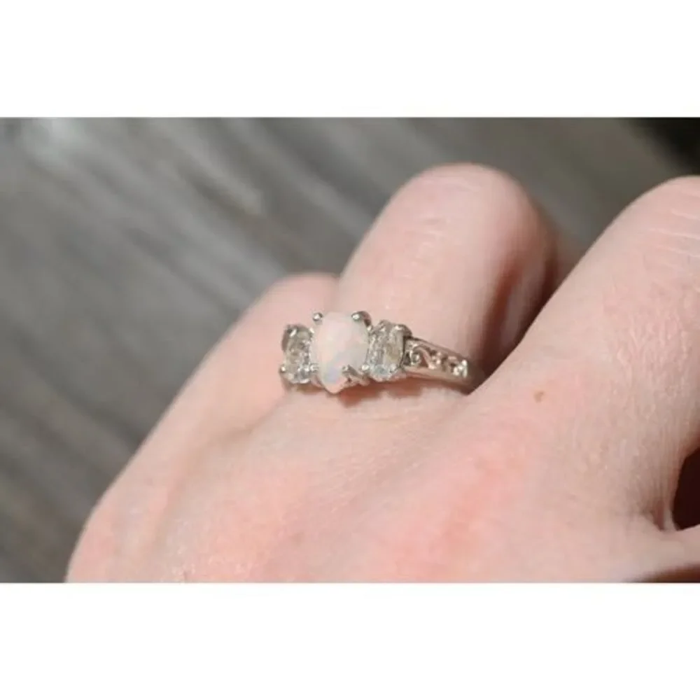 alternative raw diamond engagement ring raw crystal size 4 5 6 7 8 8 9 10 11 12